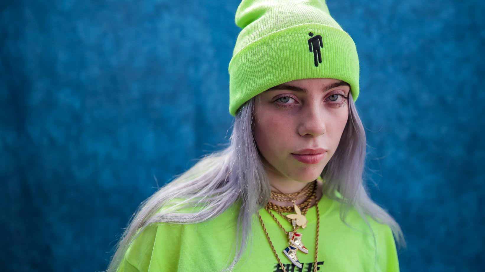 Billie Eilish Pirate Baird O'Connell[2] (born December 18, 2001[3]) is an American singer and songwriter. Her debut single, 